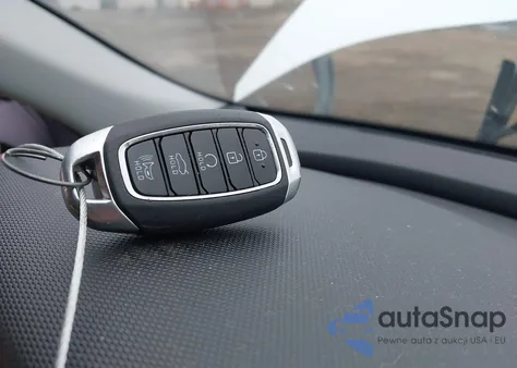 2021 Hyundai Elantra Sel z USA, uszkodzony, nr VIN 5NPLN4AG2MH017506